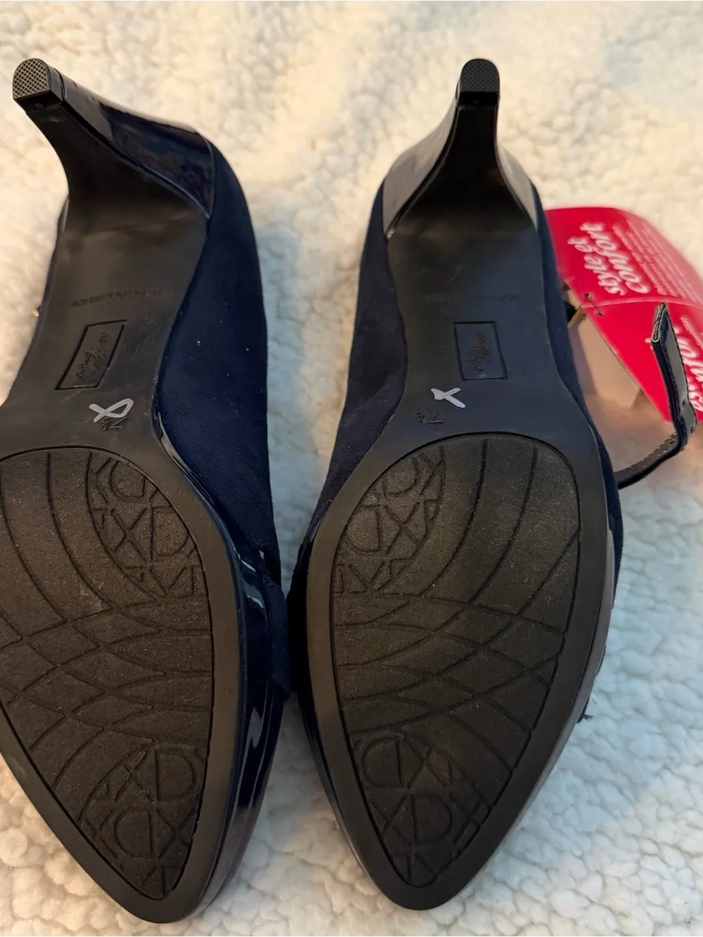 dexflex comfort Navy Patent & Suede Mary Jane Heels